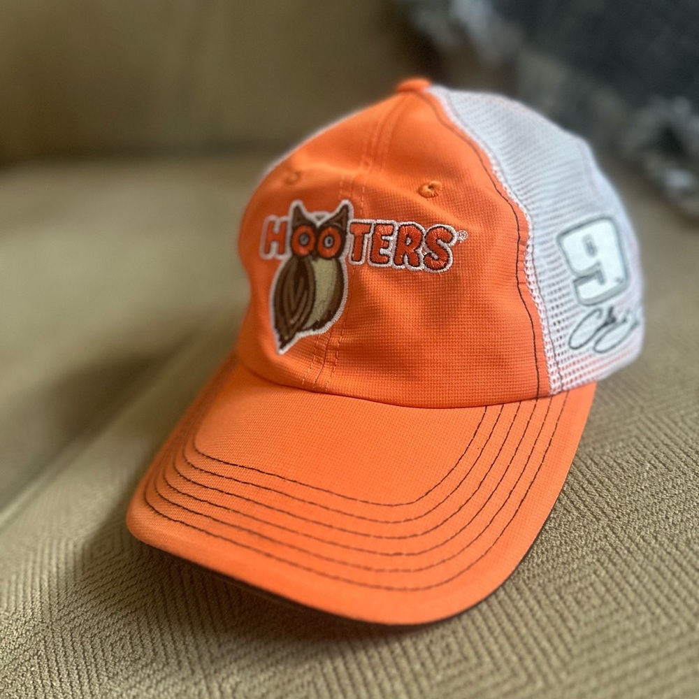 Hooters NASCAR Trucker Hat Chase Elliott #9